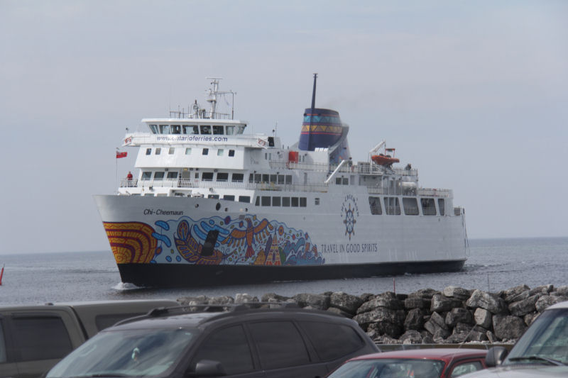 Chi-Cheemaun Ferry